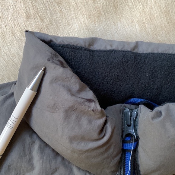 Mens GAP Brand NEW Gray Luxury DOWN Alternative Winter Puffer VEST - Picture 4 of 15